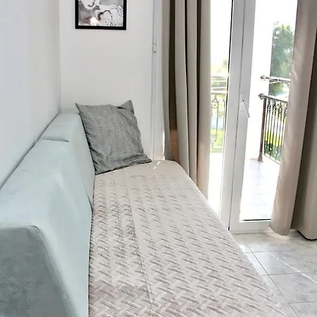 Cozy Flat At Regina Apartments Alykanas  Exteriér fotografie